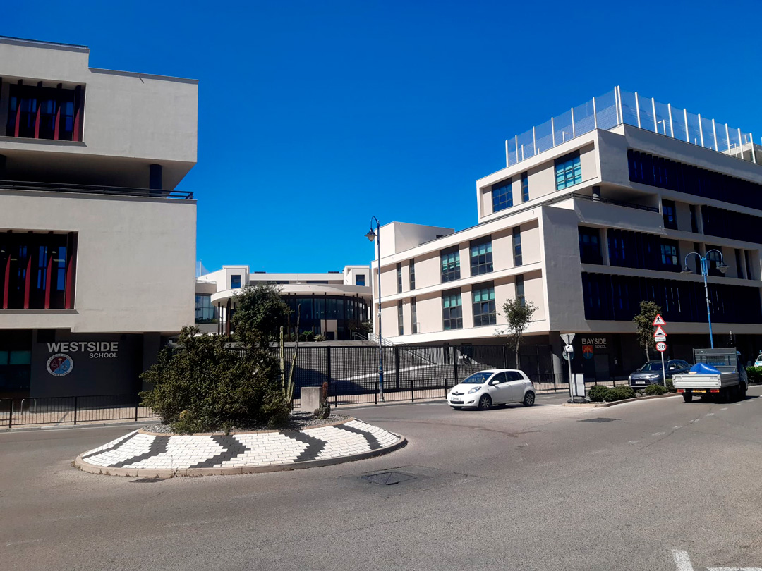bayside westside school - Gibraltar - O Setenta